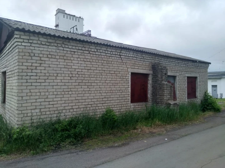 Нежилое здание 98,6 кв.м. в Воронежской обл., Таловский р-н, рп. Таловая, ул. Железнодорожная, д. 8"а"
